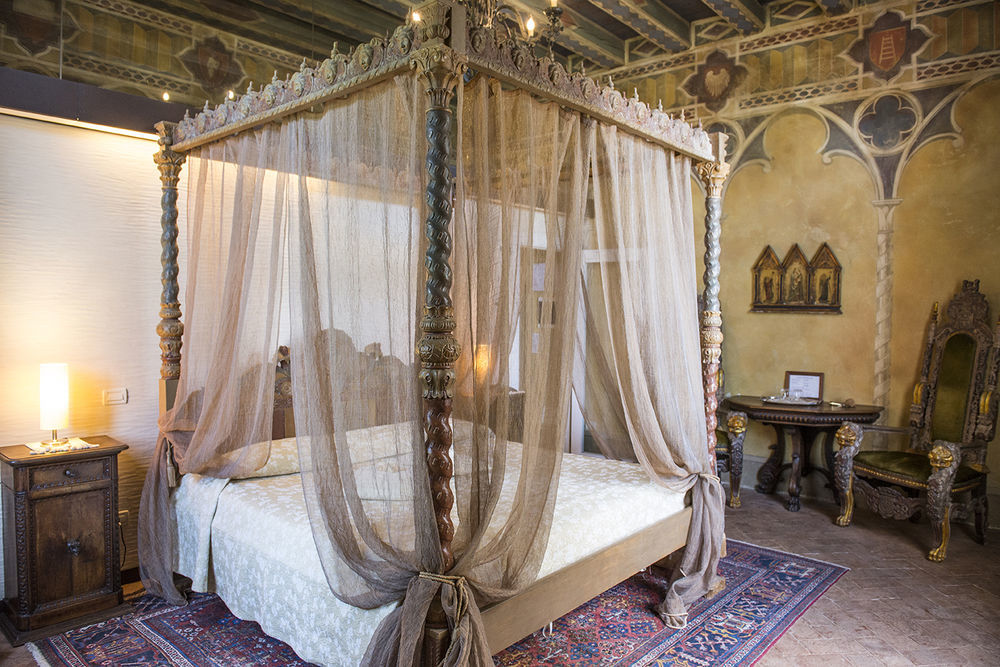 Relais Castello Bevilacqua Luaran gambar